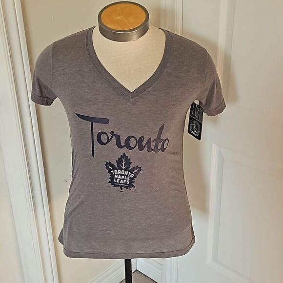 NHL Women's Hockey Logo Toronto Maple Leaf T-Shirt Medium Gray - Picture 6 of 16